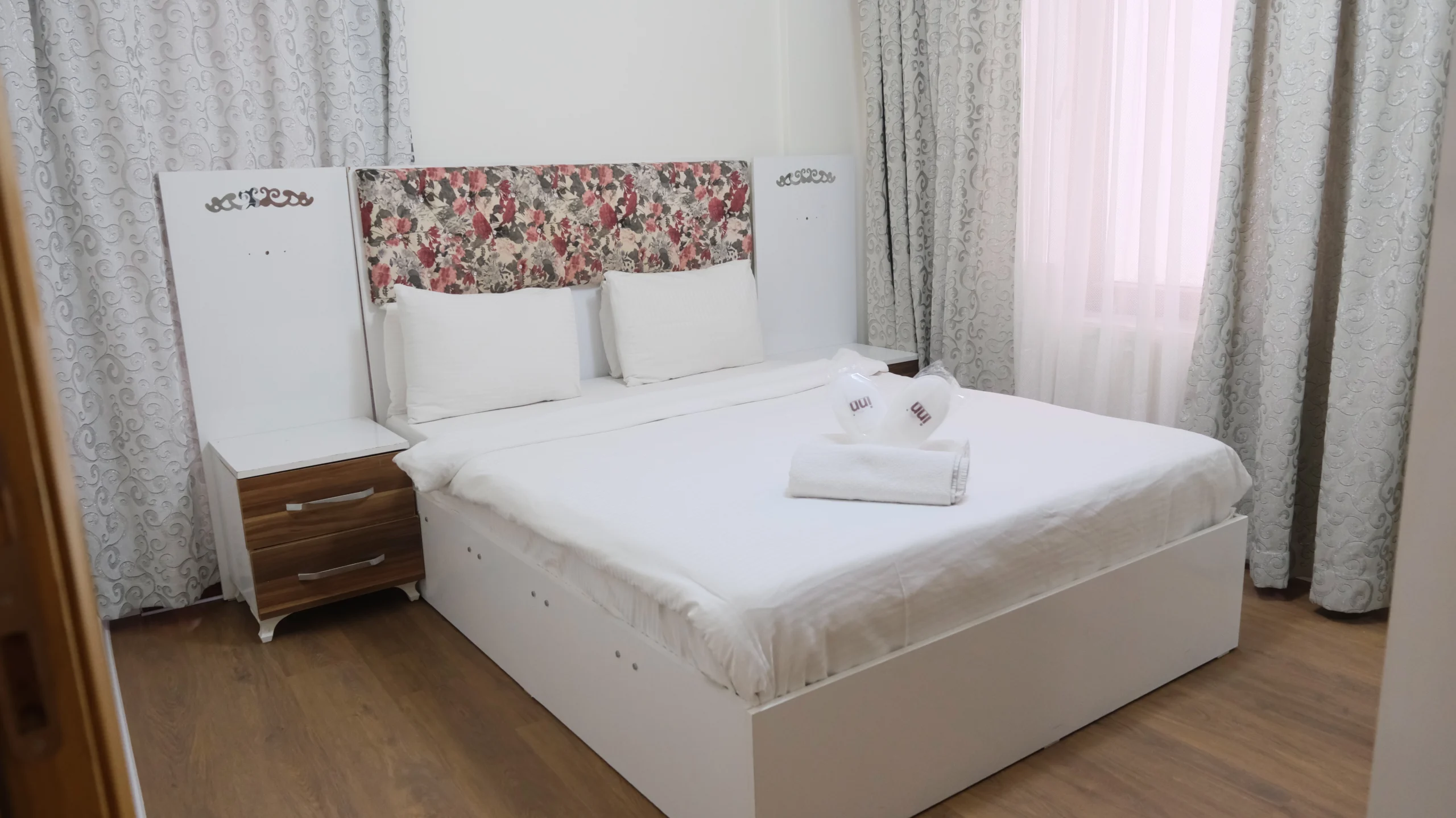 Bütçe Dostu Lüks Ankara Suit Oda